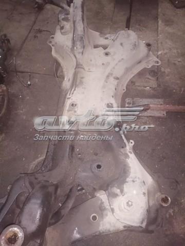 Купити Підрамник передній Toyota Corolla  E18