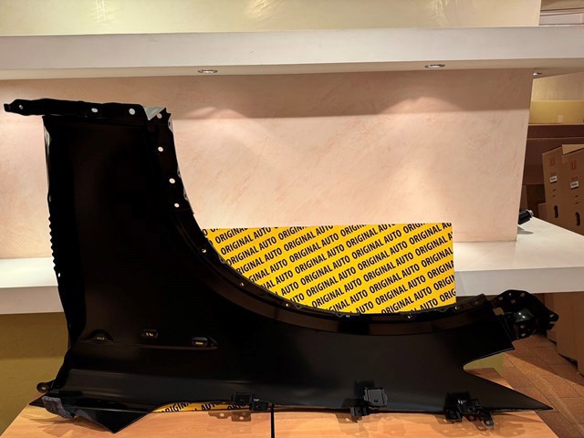 Крило переднє праве Mazda KMV652110B ціна, від 288.70 USD