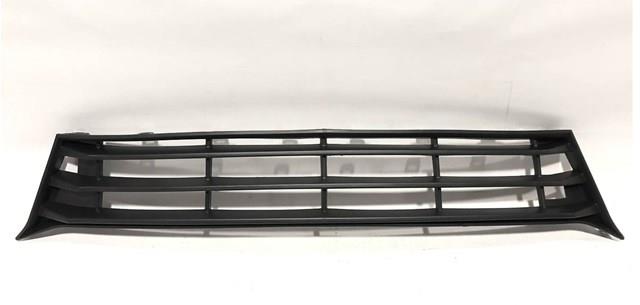 Купити 6402A431 Mitsubishi Решітка переднього бампера, нижня