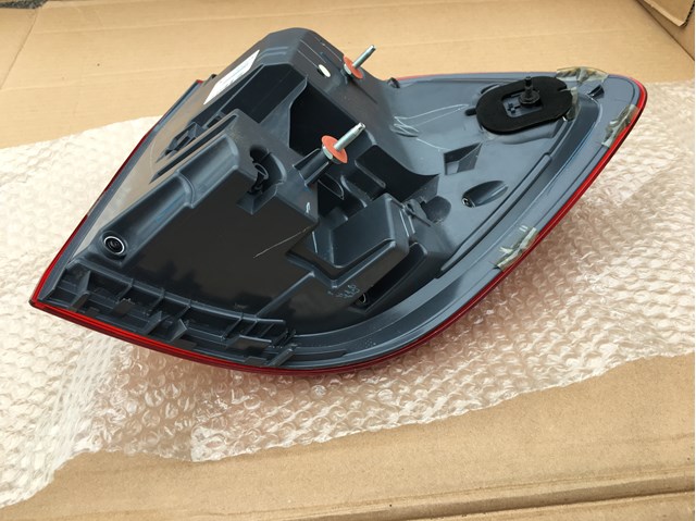Задня ліва зовнішня фара Mercedes A1669060502 ціна, від 63.35 USD