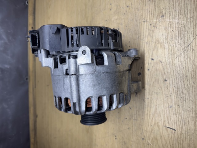 IST60C049 VALEO Авто генератор