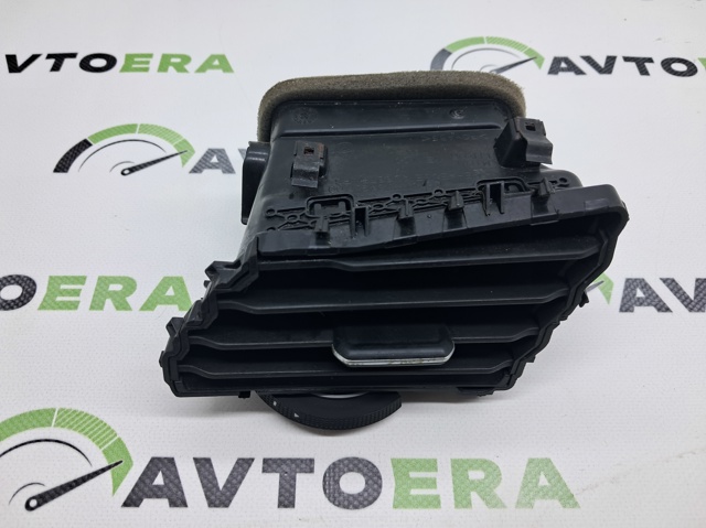 Решітка повітропровода ліва VAG 5NN819703WHZ ціна, від 12.67 USD