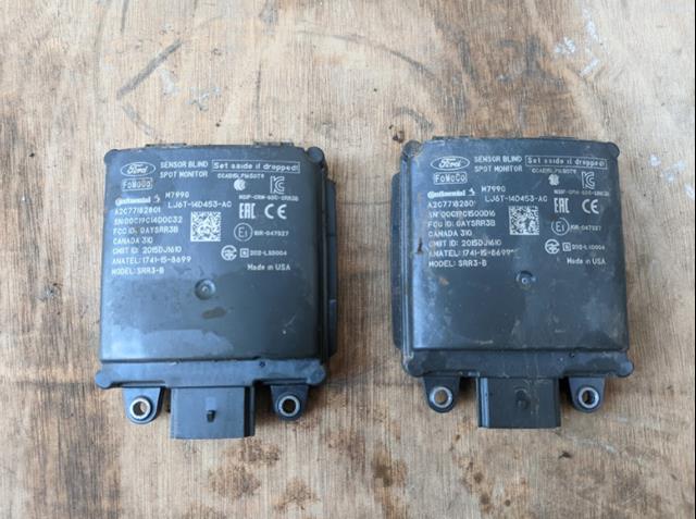 Купити LB5Z14C689C Ford Датчик контролю мертвої зони, задній