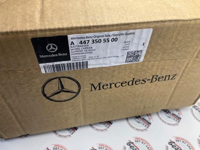 A4473505500 Mercedes Цапфа поворотна ліва