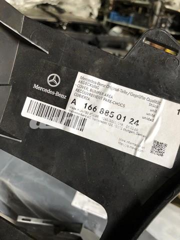 Кронштейн бампера переднього Autotechteile 1308839