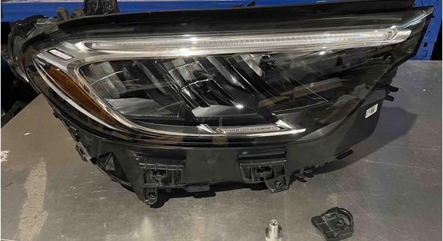 Основна фара - вставка Mercedes A2549062000 ціна, від 556.75 USD