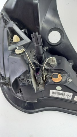 Задня права фара 13354583 Opel