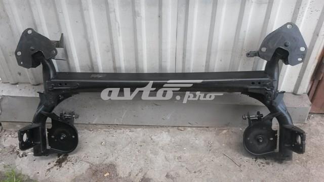 Балка задньої підвіски поперечна Renault (RVI) 555118926R ціна, від 33.82 USD