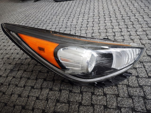 Фара комбінована, передня Hyundai/Kia 92102G5040