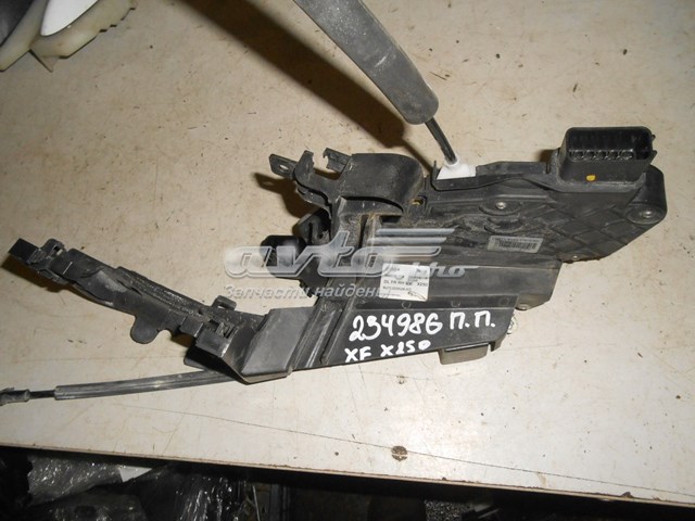 Замок дверки правої передньої C2D5636 Jaguar