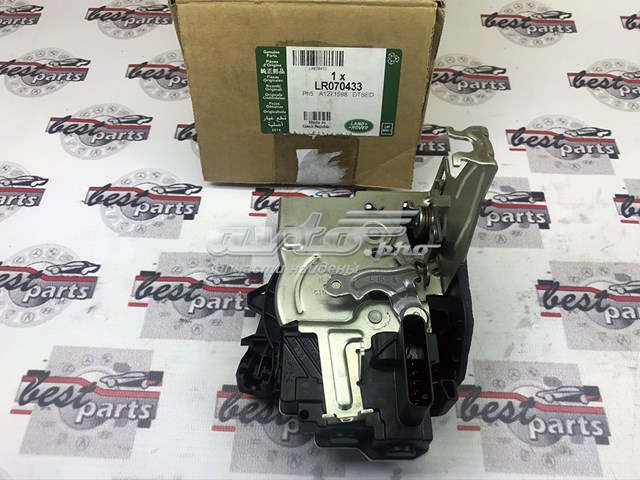 Замок задньої двері, лівої Land Rover LR070433 ціна, від 75.99 USD