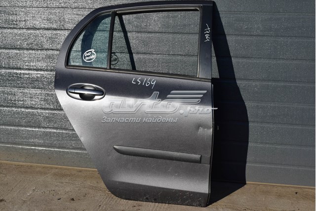 Купити Двері задні, праві Toyota Yaris  SP90
