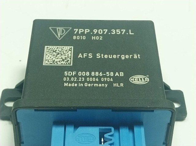 958907357 Porsche 