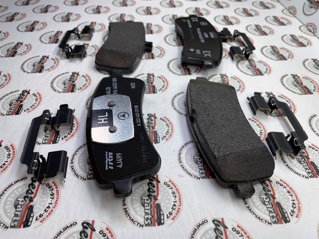  Mercedes A0004208305 ціна, від 646.57 USD