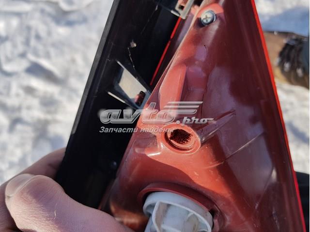 Купити 26550ED025 Nissan/Infiniti Задня права фара
