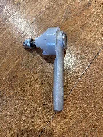 Наконечник рульовий Tesla 104484100E ціна, від 20.94 USD