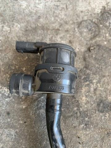 7609806 BMW 