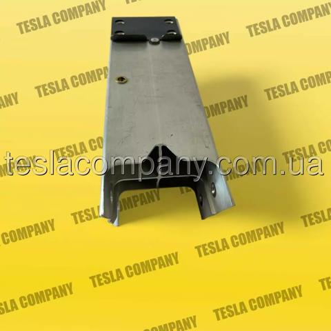 Лонжерон рами передній правий Tesla 108814900F ціна, від 35.47 USD