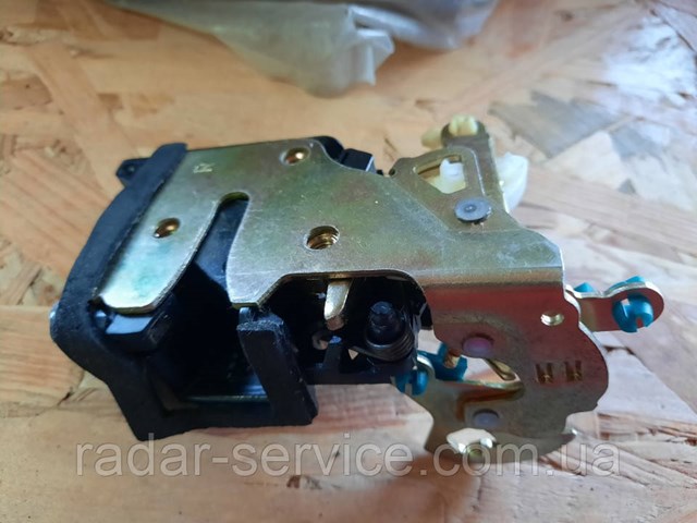 Купити 96305418 General Motors Замок дверки правої передньої
