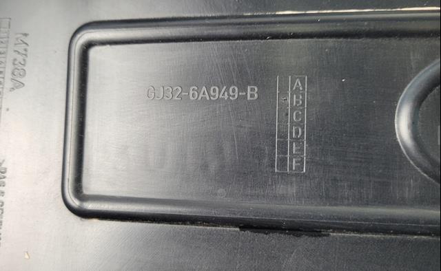 Купити GJ326A949B Land Rover 