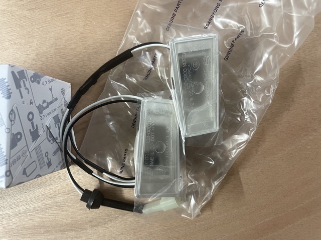  Ssang Yong 8379009010