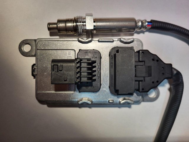 Датчик оксидів азоту NOX, передній 51036 Dinex