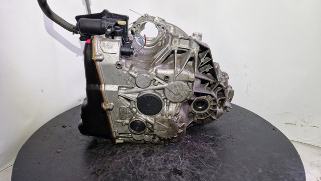Коробка передач автомат Mercedes A2463705800 ціна, від 325.14 USD