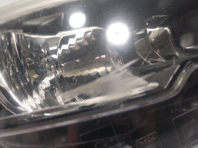 Фара правая Peugeot/Citroen 9807241180 ціна, від 213.16 USD
