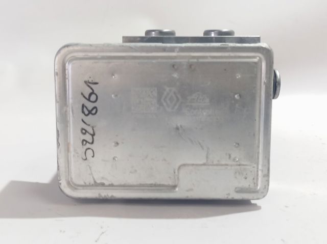 Купити 476609775R Renault (RVI) Гідроблок АБС