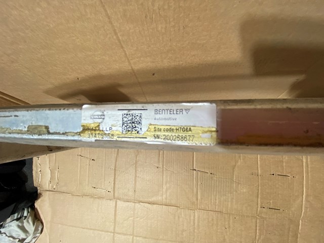 31476358 Volvo Балка бампера переднього