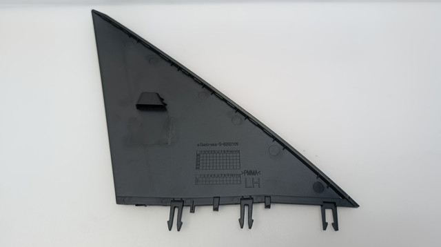 25293015 Tesla 