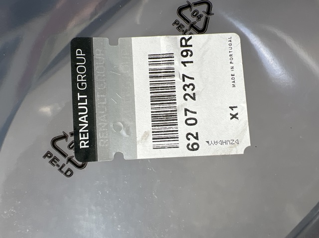 Молдинг решітка бампера переднього Renault (RVI) 620723719R ціна, від 101.86 USD