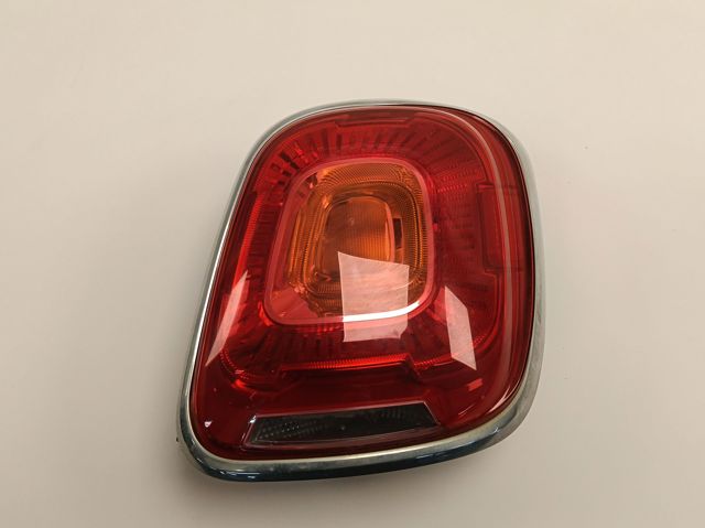 Задній правий стоп Fiat/Alfa/Lancia 51937411