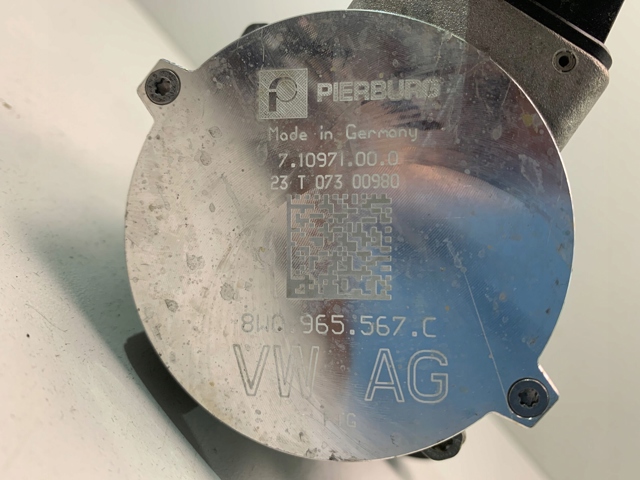  VAG 8W0965567D ціна, від 585.25 USD
