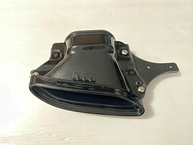 Насадка на глушник Mercedes A2234906001 ціна, від 110.50 USD