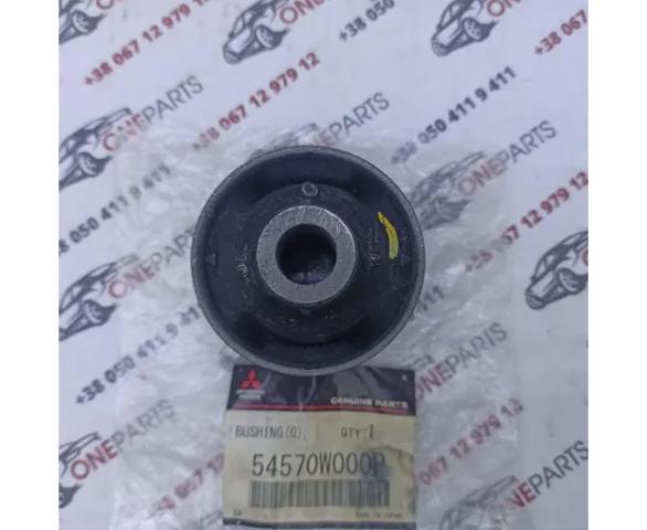 Сайлентблок нижнього важеля передньої підвіски Mitsubishi 54570W000P ціна, від 15.19 USD