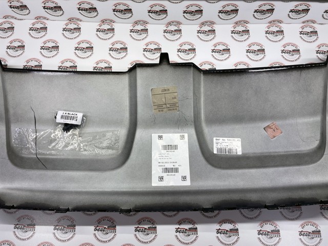 Заглушка бампера буксирувального гака, задня Land Rover LR045174