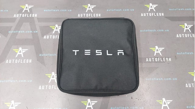 147906800C Tesla Кабель для заряджання електромобіля