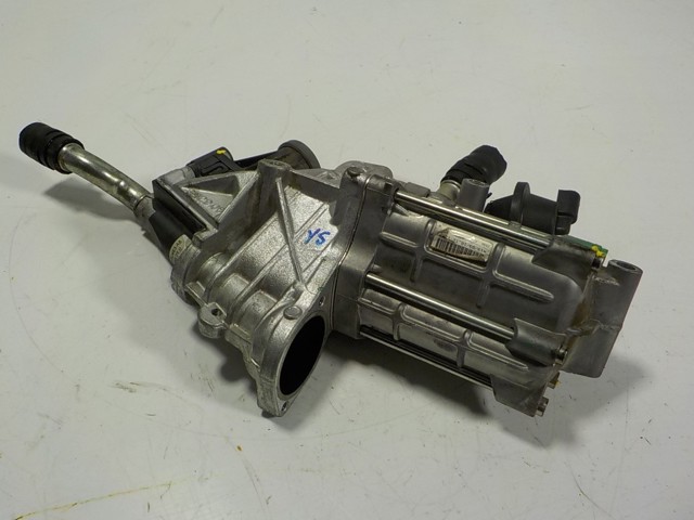 Land Rover FW939Y493AD ціна, від 240.64 USD