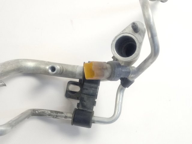 Купити 9831702080 Peugeot/Citroen Шланг кондиціонера, від радіатора до випарника