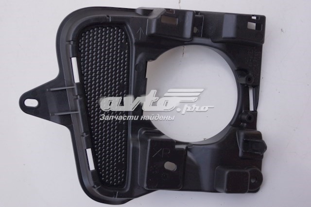 Купити 5271160050 Toyota Кронштейн задньої противотуманной фари, правий