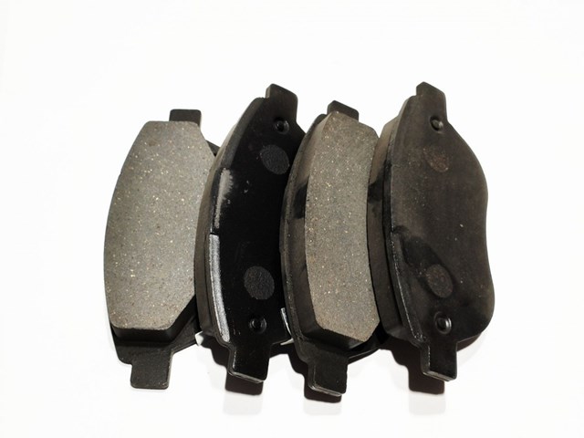 1064001724 Geely Передні гальмівні колодки