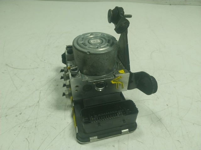 31682155 Volvo 