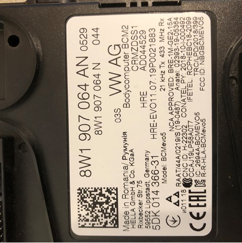  VAG 8W1907064AN ціна, від 127.35 USD