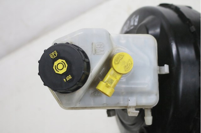 Купити 13338057 Opel 