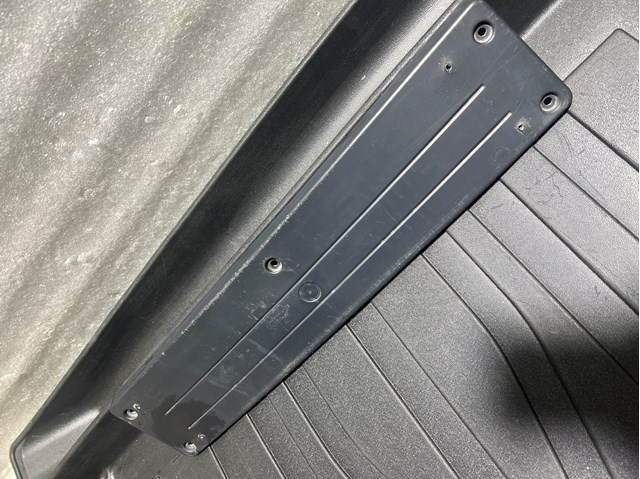 LR083122 Land Rover 
