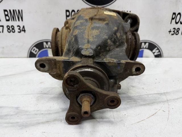 33107592938 BMW Міст середній в зборі