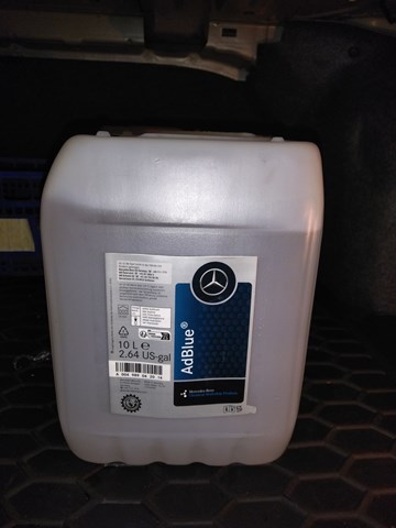 004989042014 Mercedes засіб для нейтралізації відпрацьованих газів, сечовина