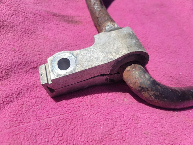 Передній стабілізатор 105628500A Tesla