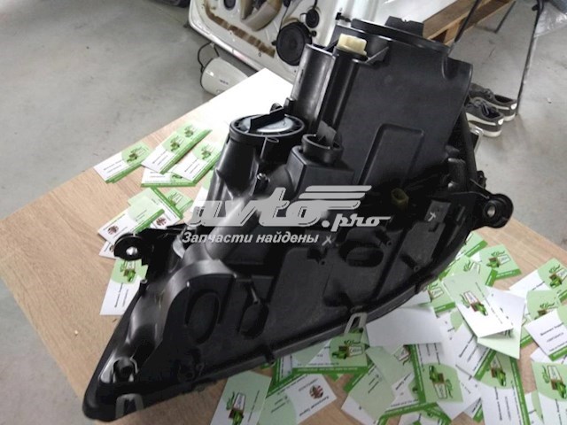 A1648202061 Mercedes Основна фара - вставка